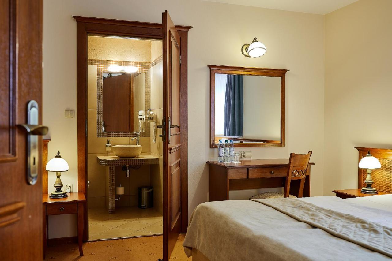 Hotel Burkaty Bialka Tatrzanska Exteriör bild