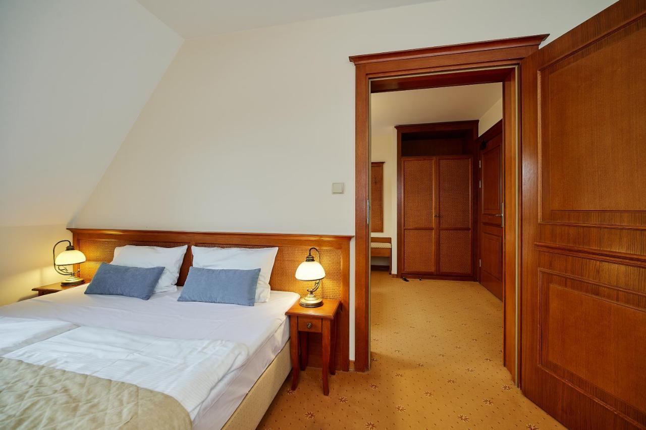 Hotel Burkaty Bialka Tatrzanska Exteriör bild